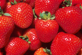 strawberry remove plaque tartar